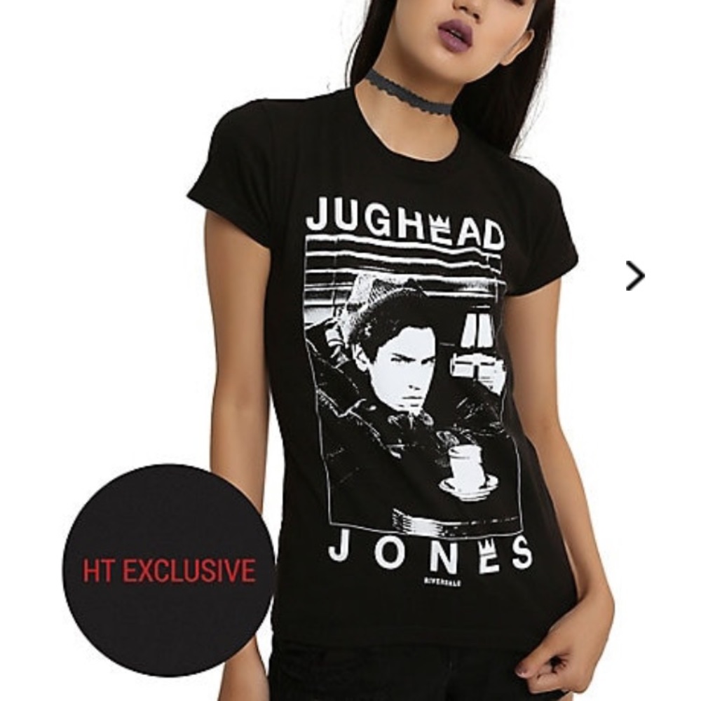 Riverdale’s Jughead Shirt and beanie set